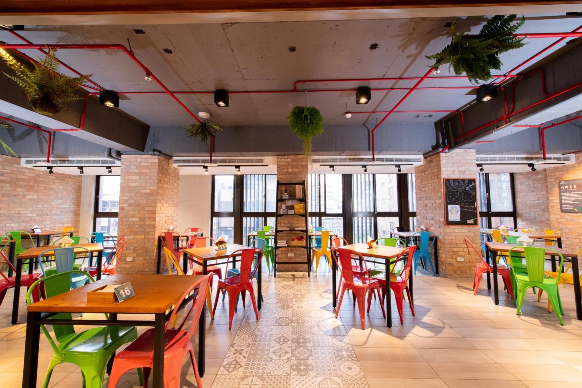 טאיצ'ונג Central Land Hotel מראה חיצוני תמונה